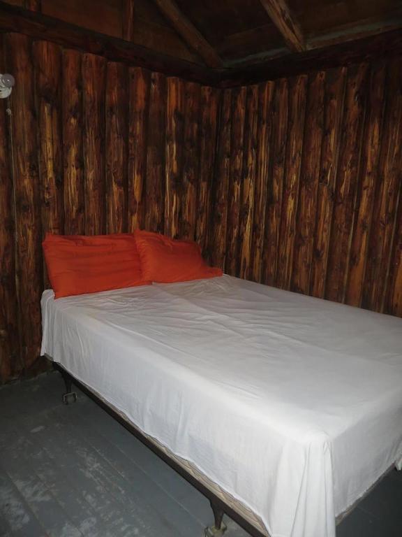 Hotel Lake Wolsey Cabins Gore Bay Pokoj fotografie